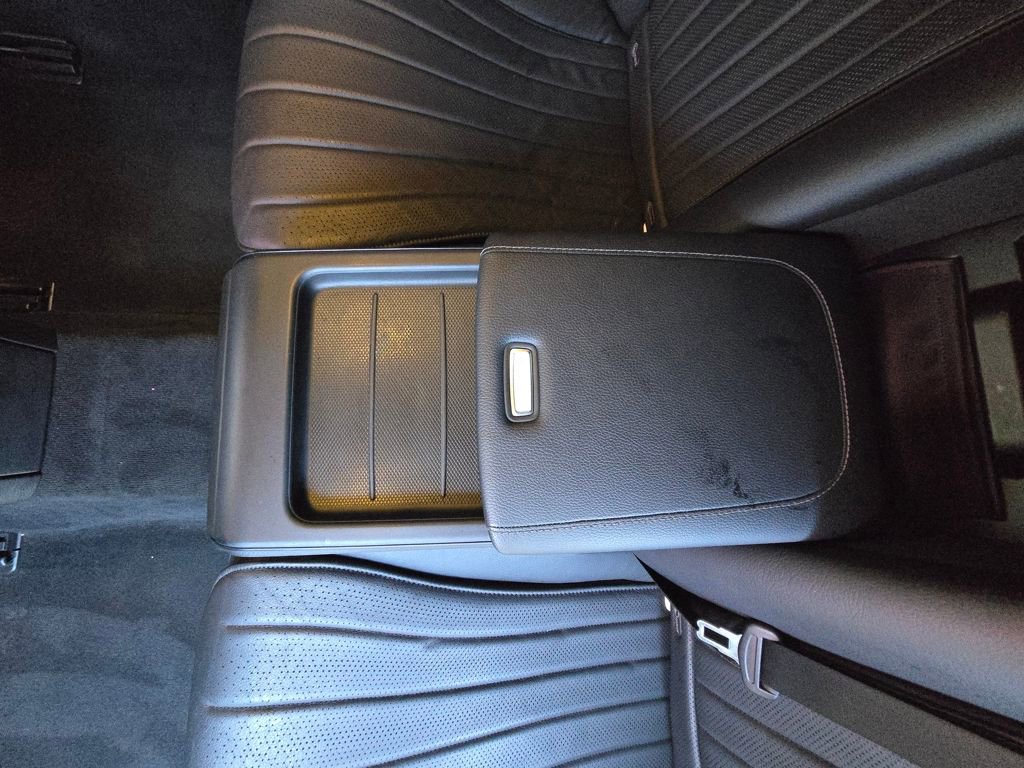 Used 2022 Mercedes-Benz S 500 4MATIC w/ AMG Line Package image 20