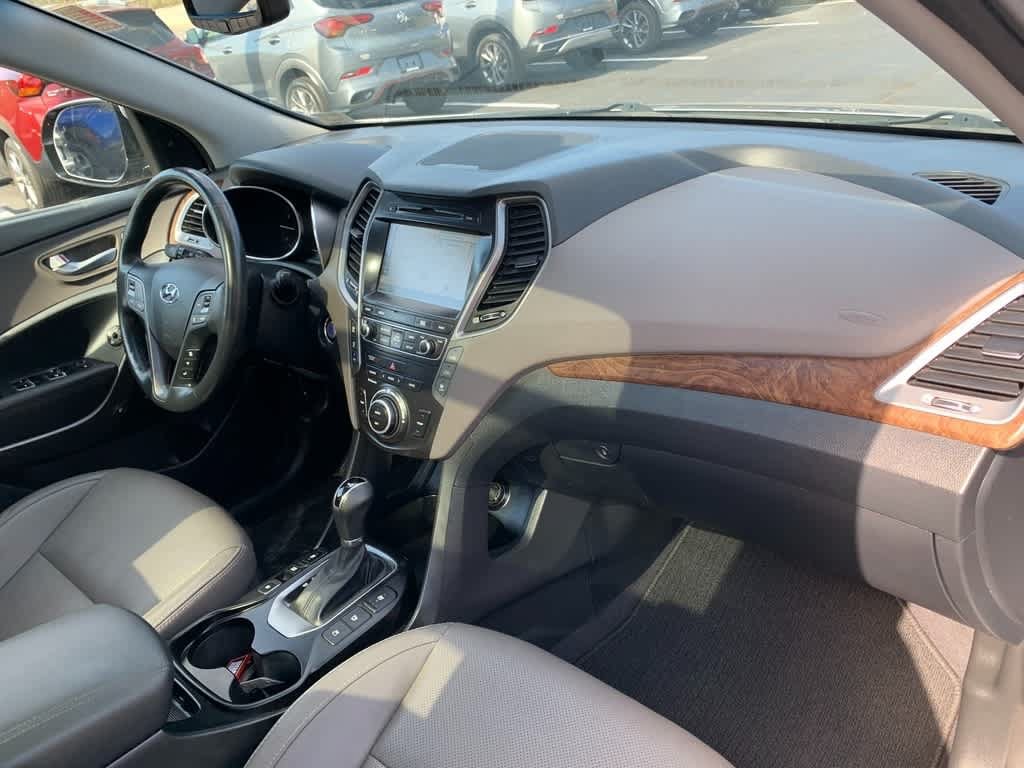 Used 2017 Hyundai Santa Fe Limited AWD/4WD image 14