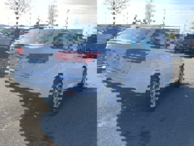 Certified 2018 Ford Focus SE image 4