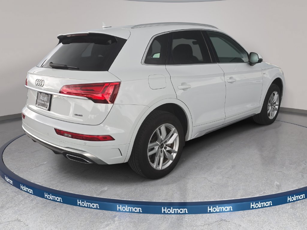 Used 2023 Audi Q5 2.0T Premium w/ Convenience Package AWD/4WD image 6