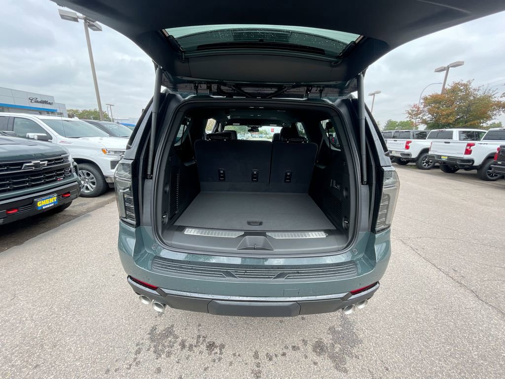 New 2026 Chevrolet Suburban Z71 w/ Comfort Package image 5