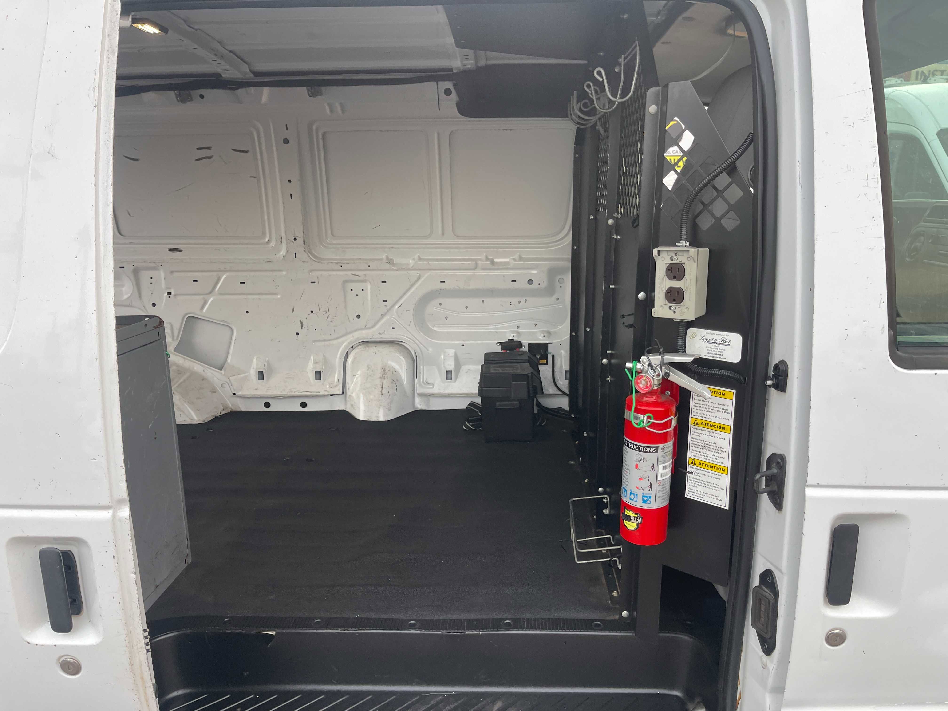 Used 2013 Ford E-150 and Econoline 150 image 12