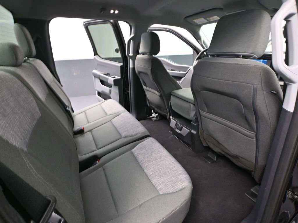 Used 2023 Ford F150 XLT w/ XTR Package image 40