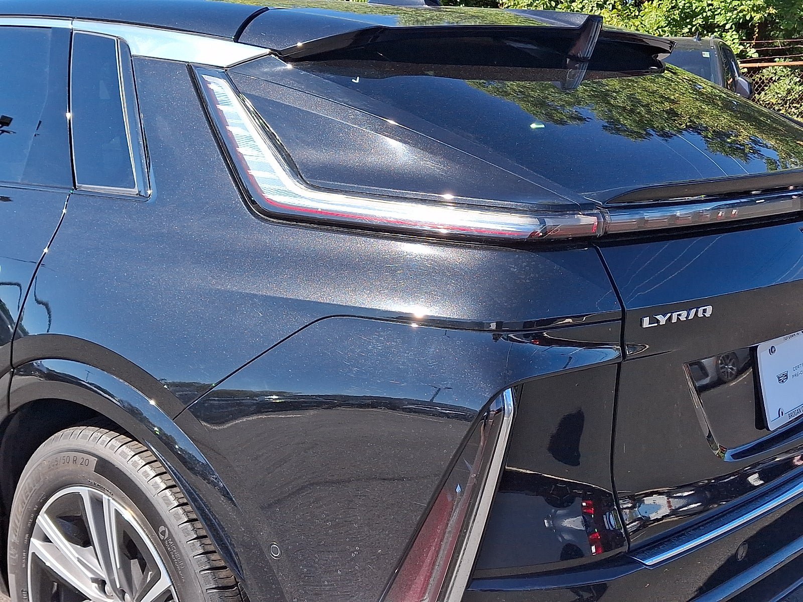 Certified 2024 Cadillac Lyriq Luxury AWD/4WD image 12