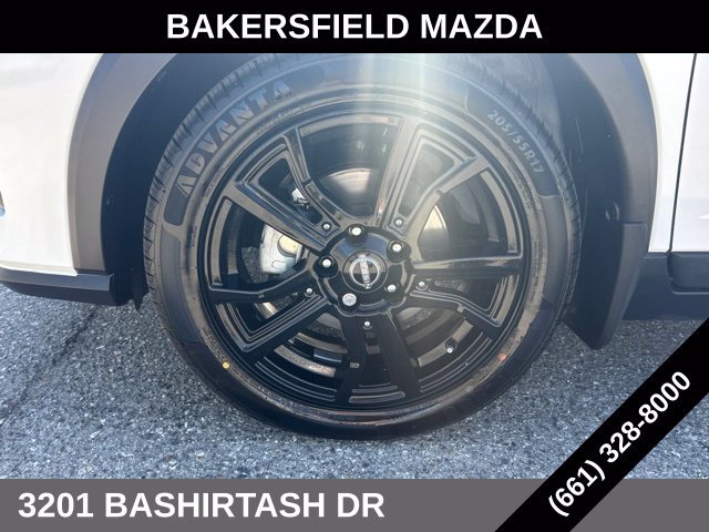 Used 2023 Nissan Kicks SR FWD image 22
