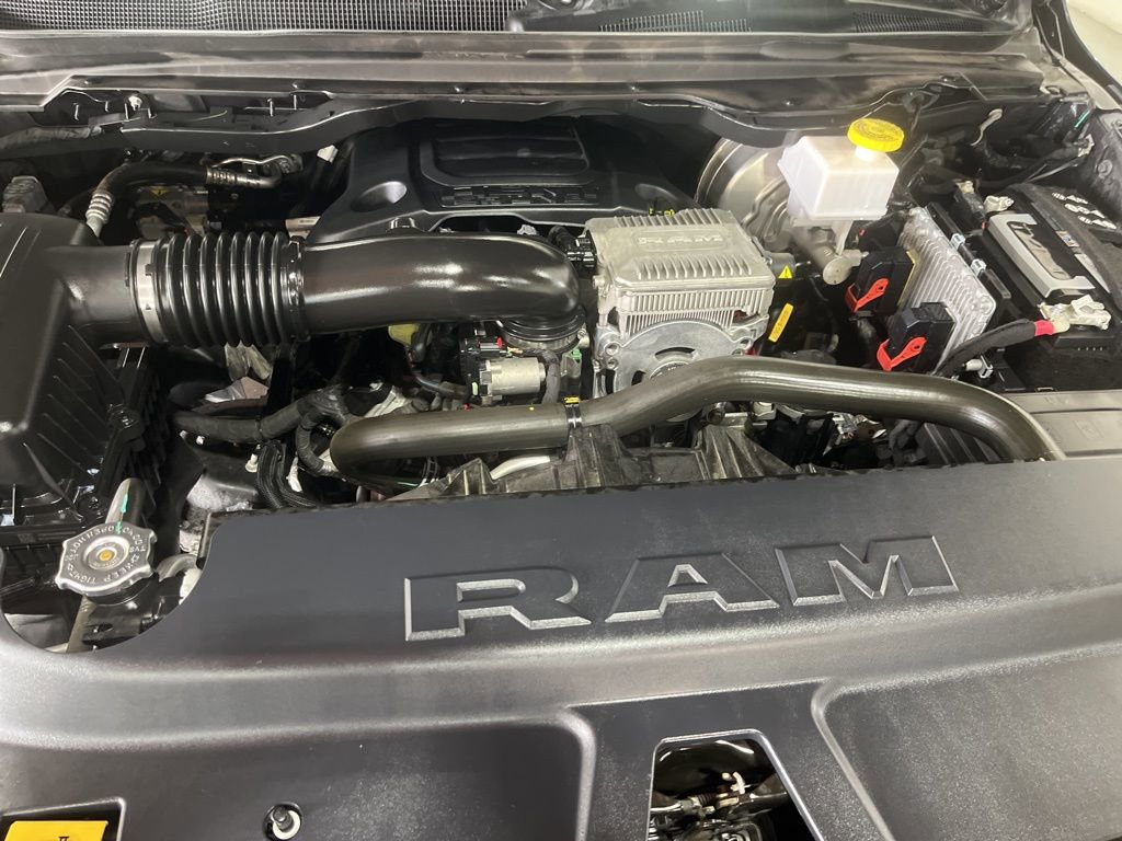 Used 2021 RAM 1500 Laramie image 30