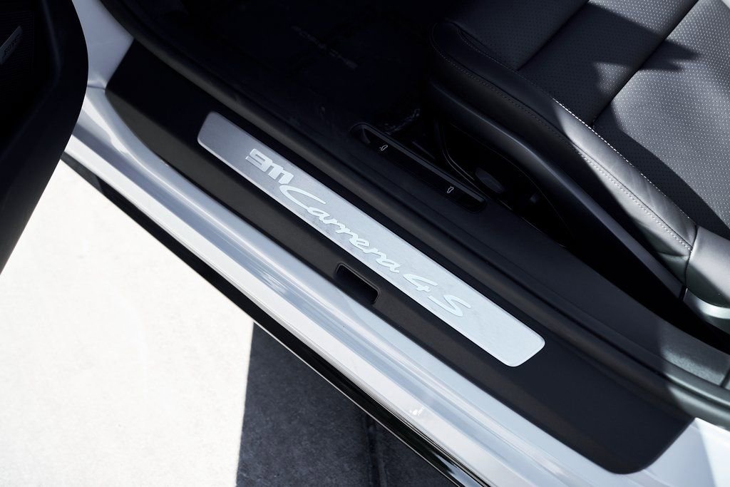Used 2024 Porsche 911 Carrera 4S image 29