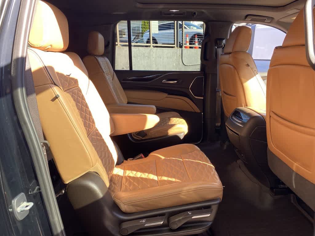 Used 2023 Cadillac Escalade ESV Sport w/ Touring Package AWD/4WD image 16