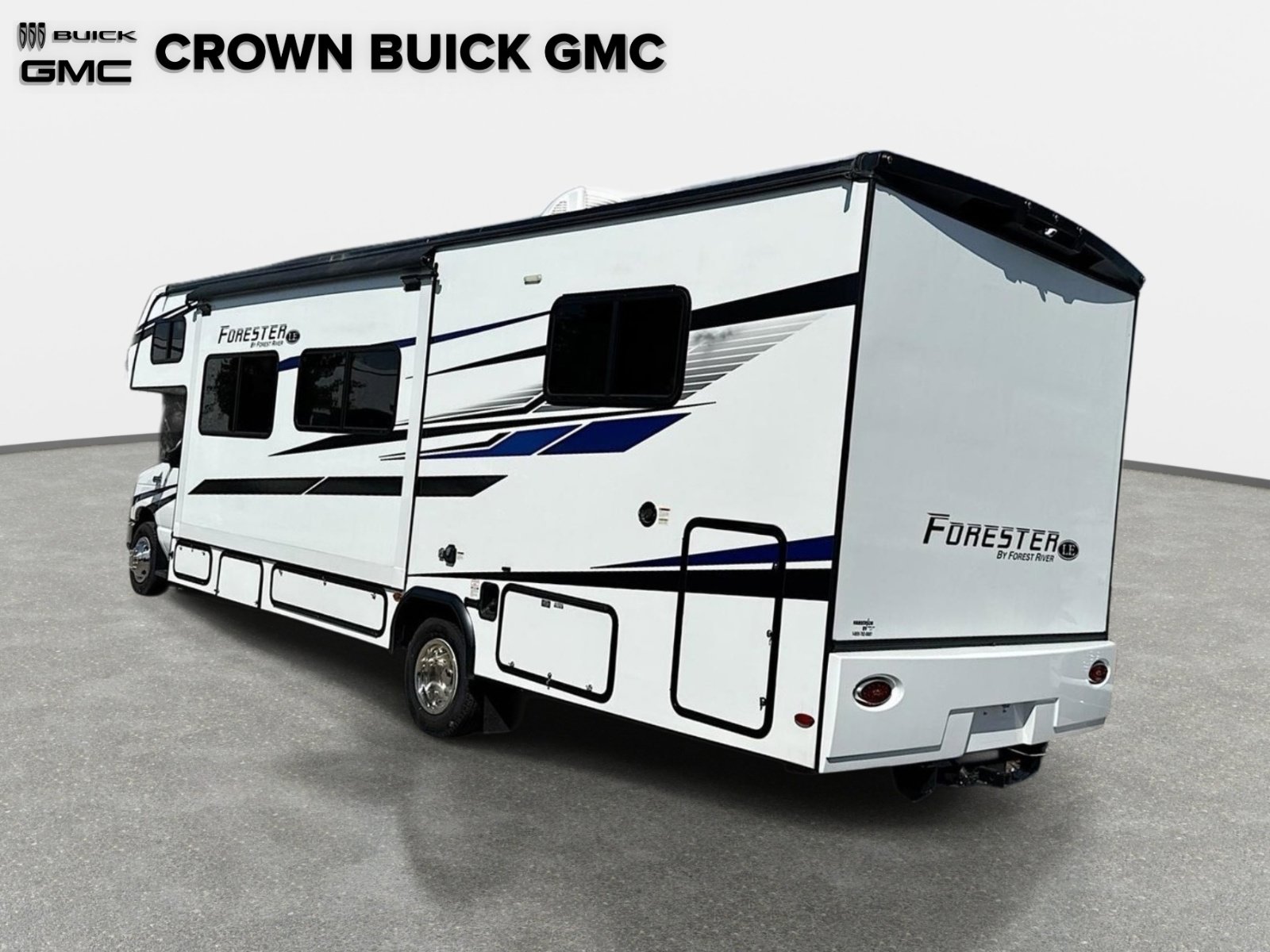 Used 2023 Ford E-450 and Econoline 450 Super Duty w/ Motorhome Prep Package RWD image 6