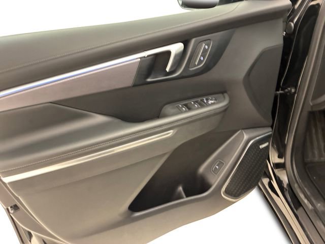 Certified 2025 Buick Enclave Sport Touring image 13