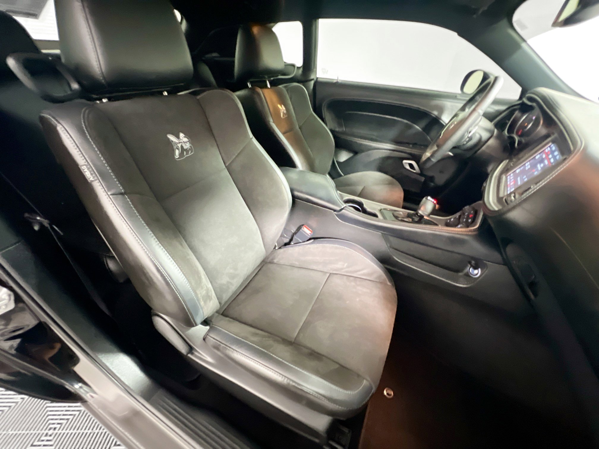 Used 2021 Dodge Challenger R/T Scat Pack w/ Dynamics Package image 28