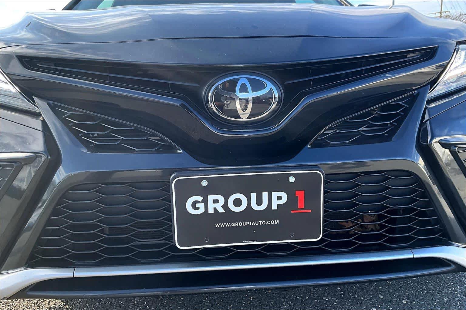 Used 2022 Toyota Camry XSE FWD image 29