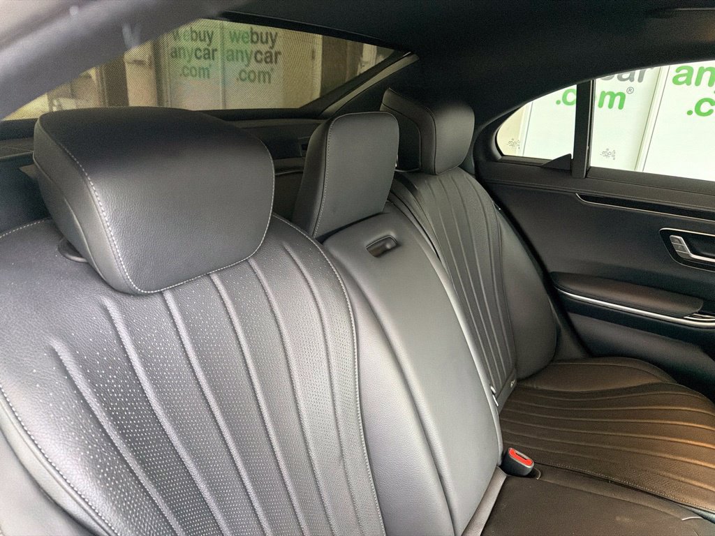 Used 2023 Mercedes-Benz S 500 4MATIC w/ AMG Line image 30