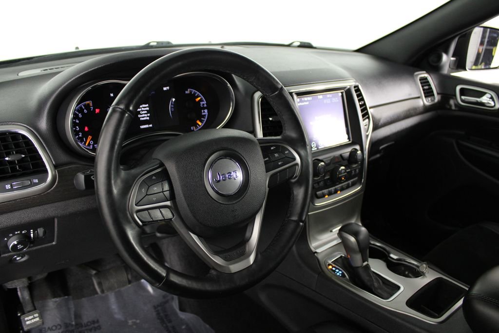 Used 2018 Jeep Grand Cherokee Altitude image 18
