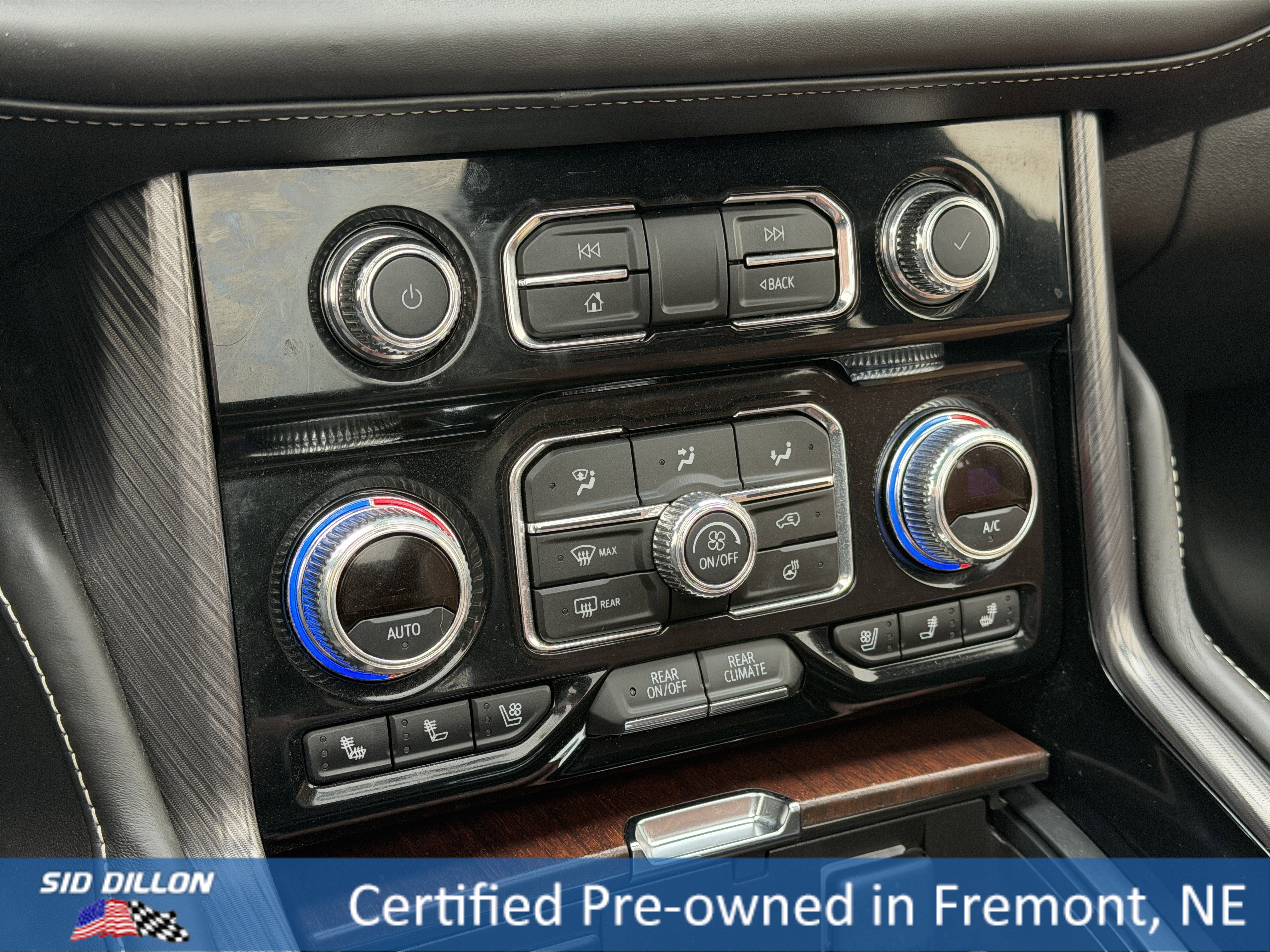 Certified 2024 GMC Yukon XL Denali Ultimate AWD/4WD image 14