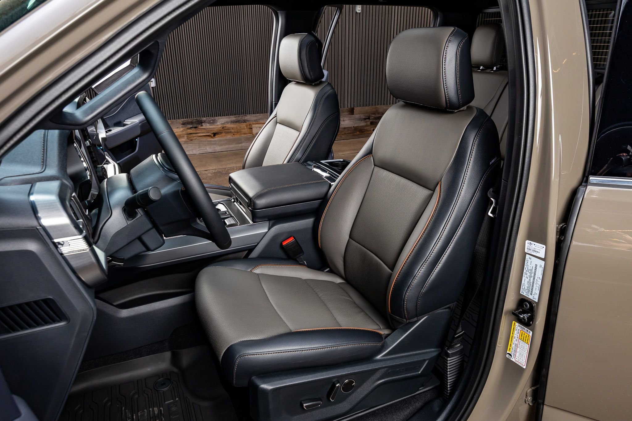 Used 2026 Ford F150 Lariat w/ Equipment Group 502A High AWD/4WD image 28