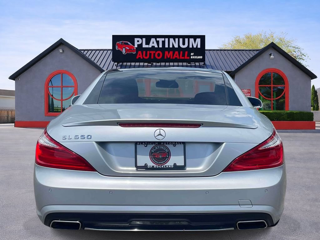 Used 2013 Mercedes-Benz SL 550 w/ Premium Pkg image 6