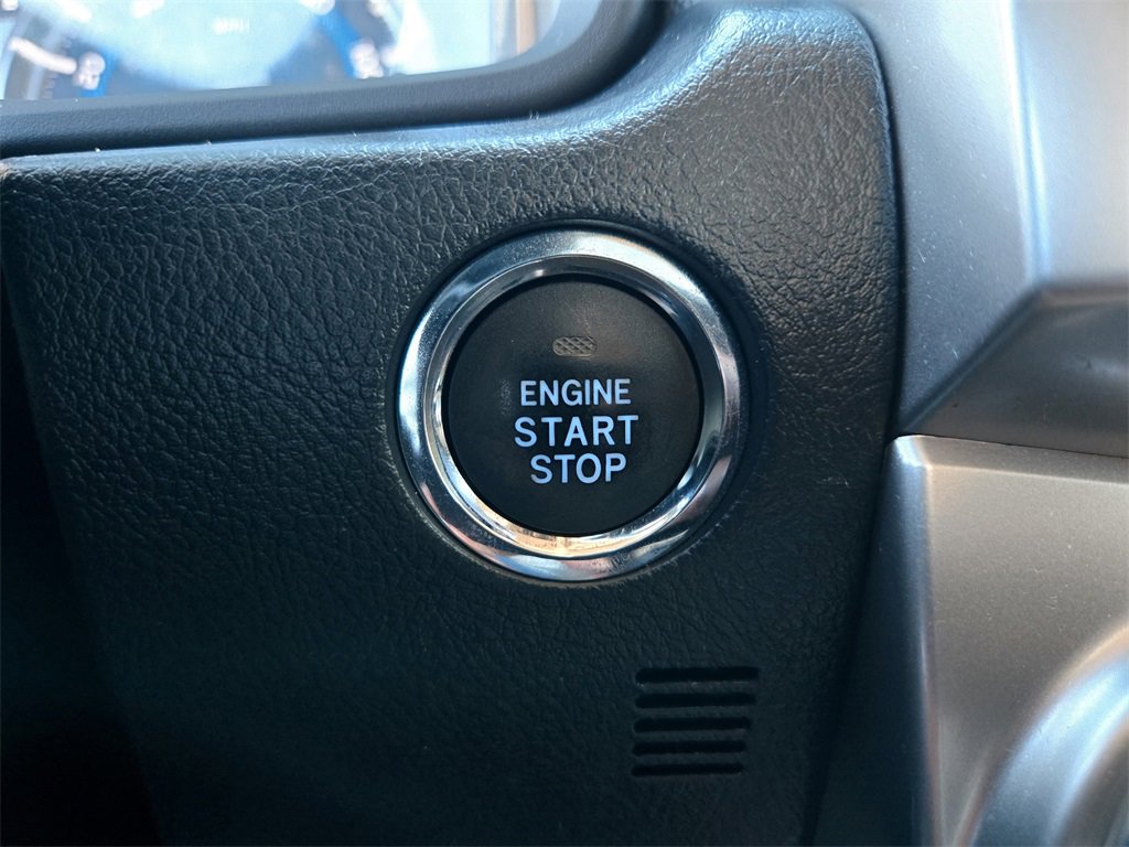 Used 2015 Toyota 4Runner Limited image 24