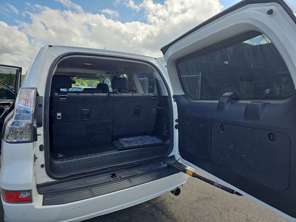 Used 2019 Lexus GX 460 Premium image 18