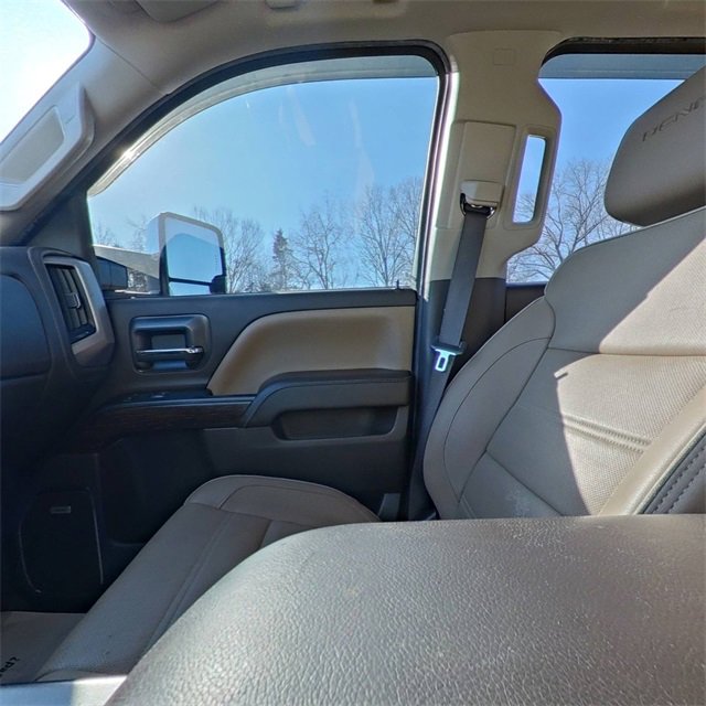 Used 2019 GMC Sierra 2500 Denali w/ Duramax Plus Package image 27