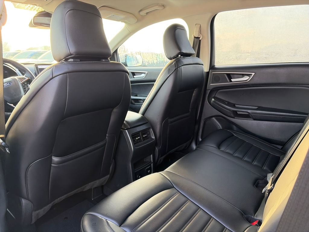 Used 2024 Ford Edge SEL w/ Convenience Package image 29