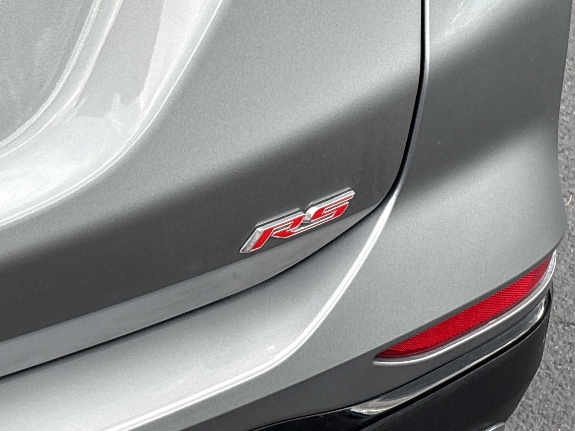 Used 2024 Chevrolet Equinox RS w/ LPO, Floor Liner Package FWD image 22