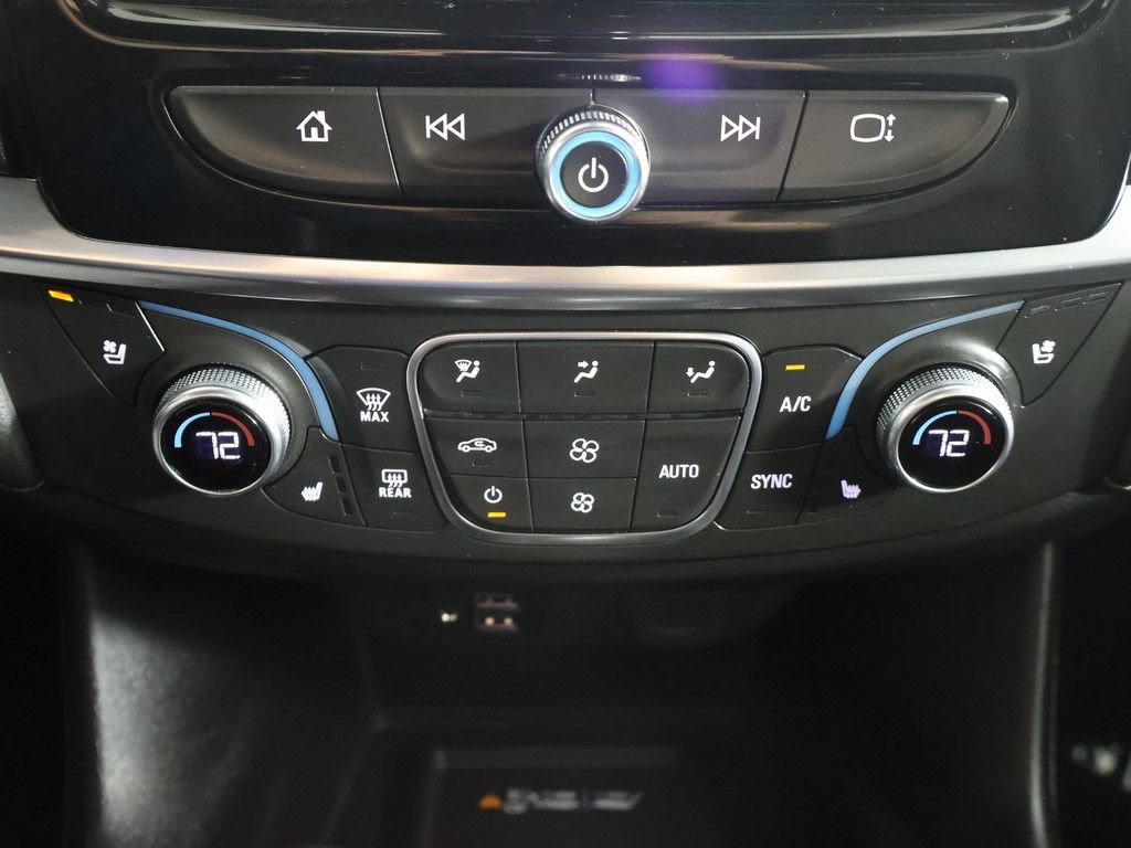 Used 2024 Chevrolet Traverse High Country w/ LPO, Cargo Package AWD/4WD image 55