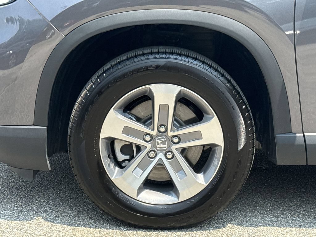 Certified 2025 Honda Pilot EX-L image 17
