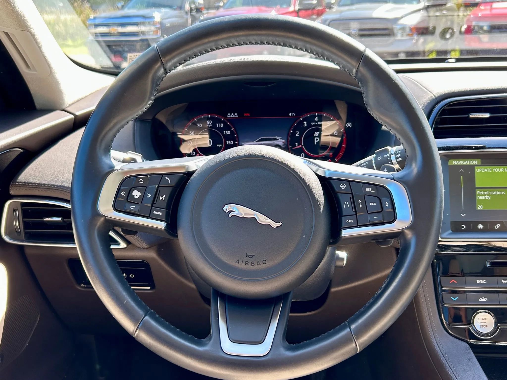 Used 2020 Jaguar F-PACE Prestige image 21