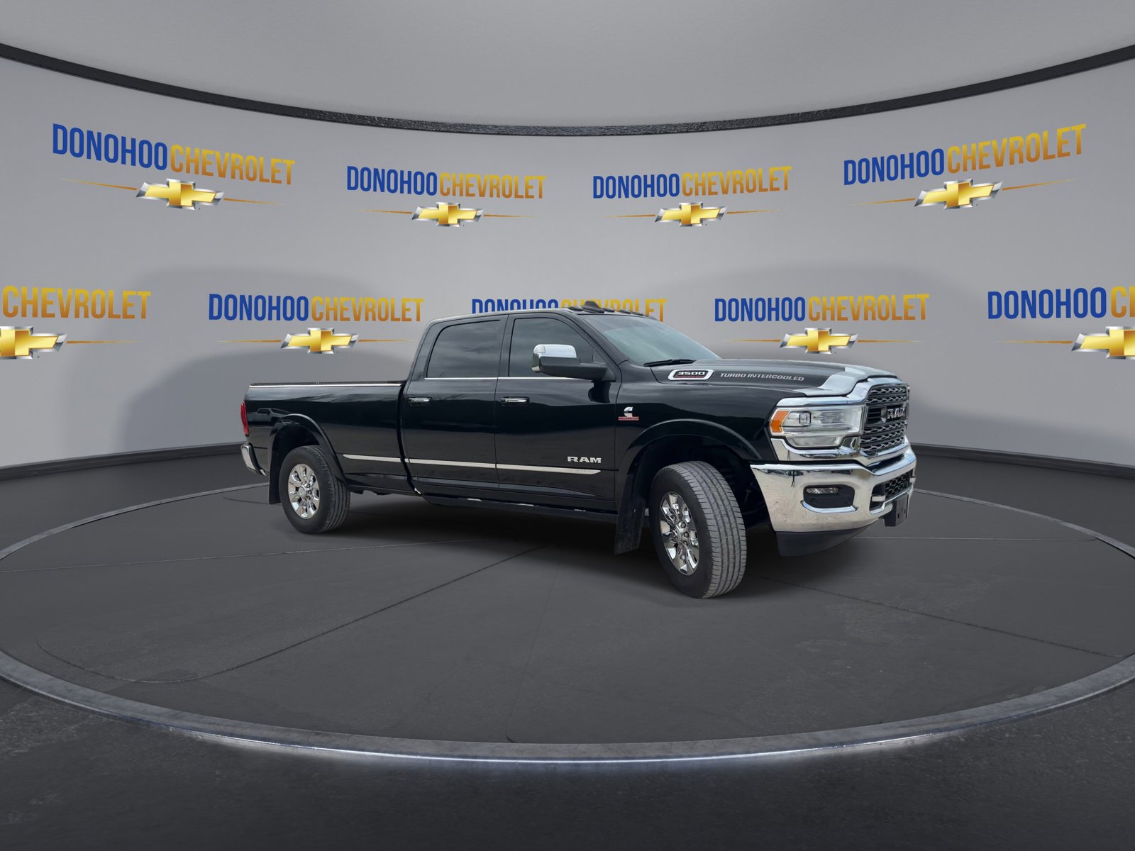Used 2022 RAM 3500 Limited image 5