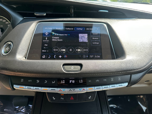 Used 2023 Cadillac XT4 Luxury w/ LPO, Onyx Lite Package AWD/4WD image 37