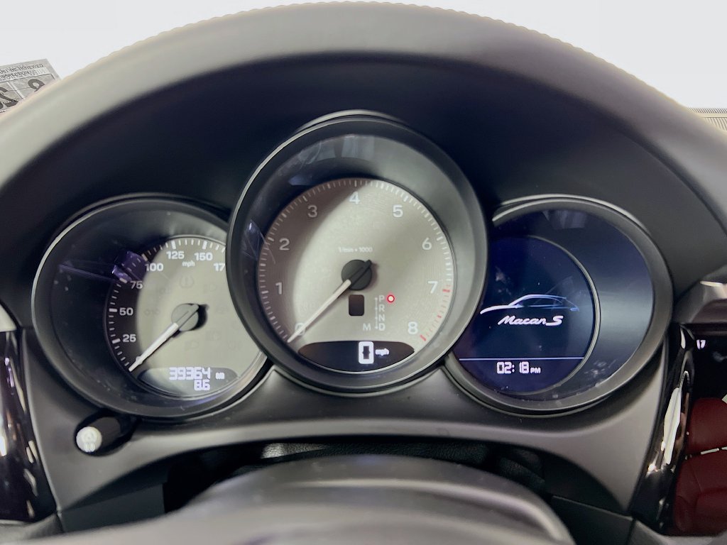 Certified 2024 Porsche Macan S AWD/4WD image 13
