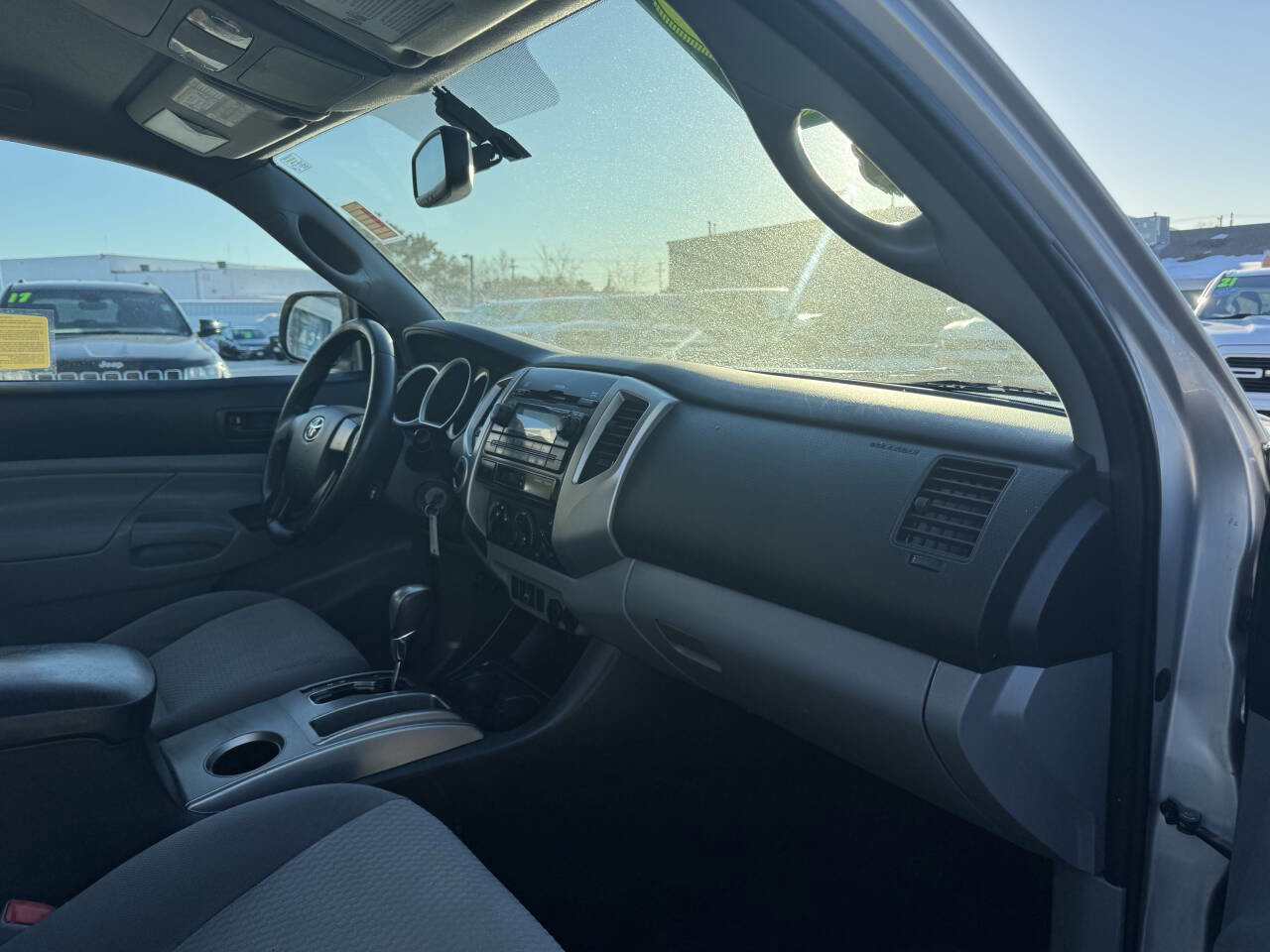 Used 2012 Toyota Tacoma 4x4 Access Cab w/ SR5 Pkg image 31