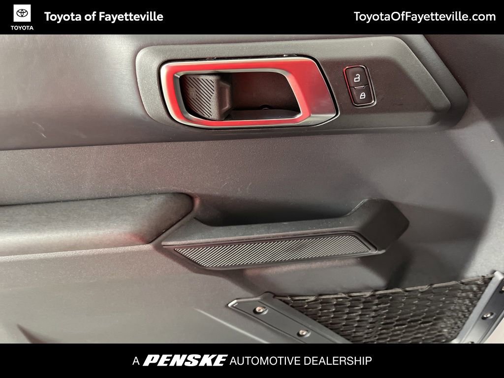 Used 2025 Ford Bronco Badlands image 25