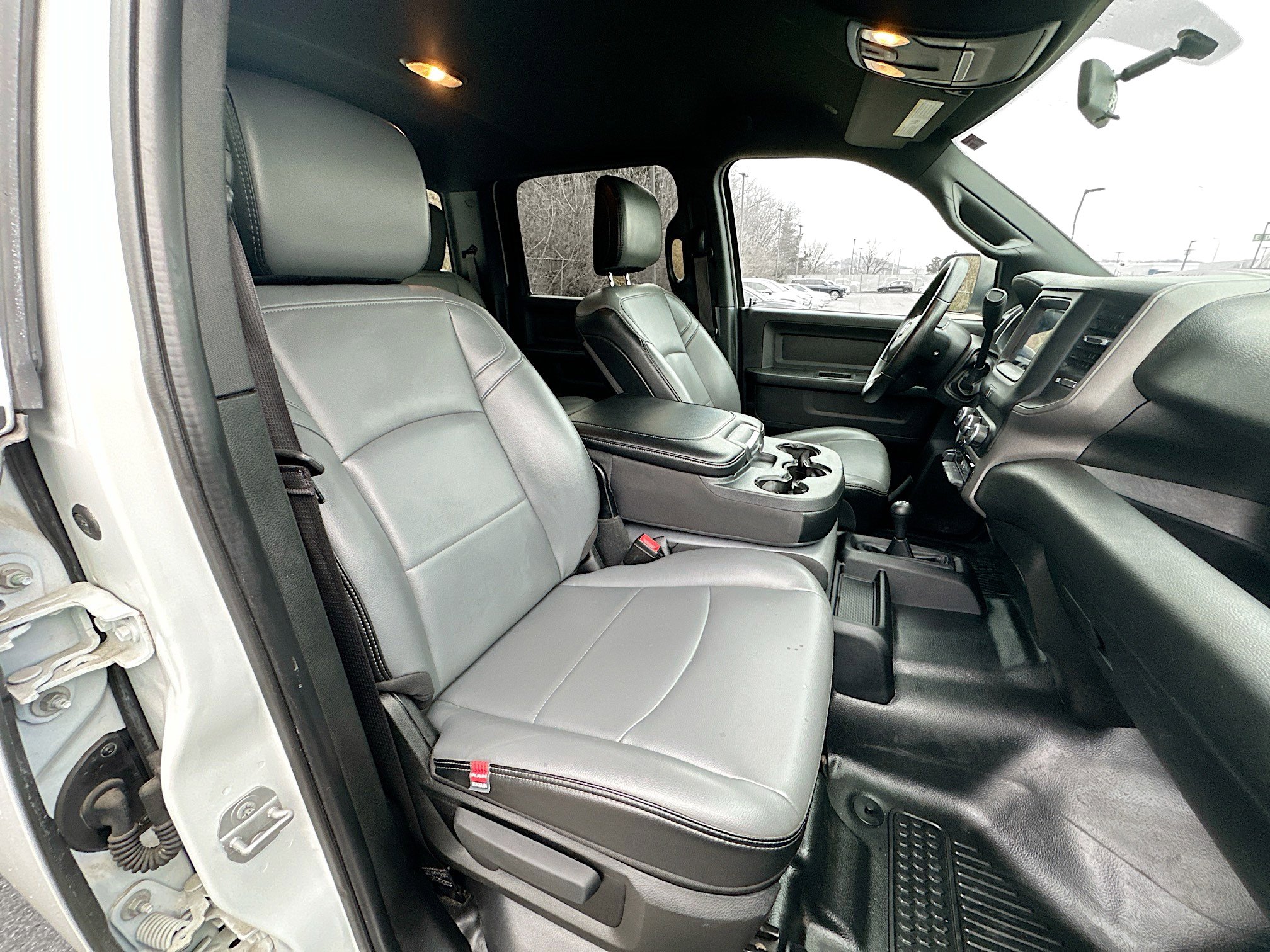 Used 2022 RAM 3500 Tradesman AWD/4WD image 28