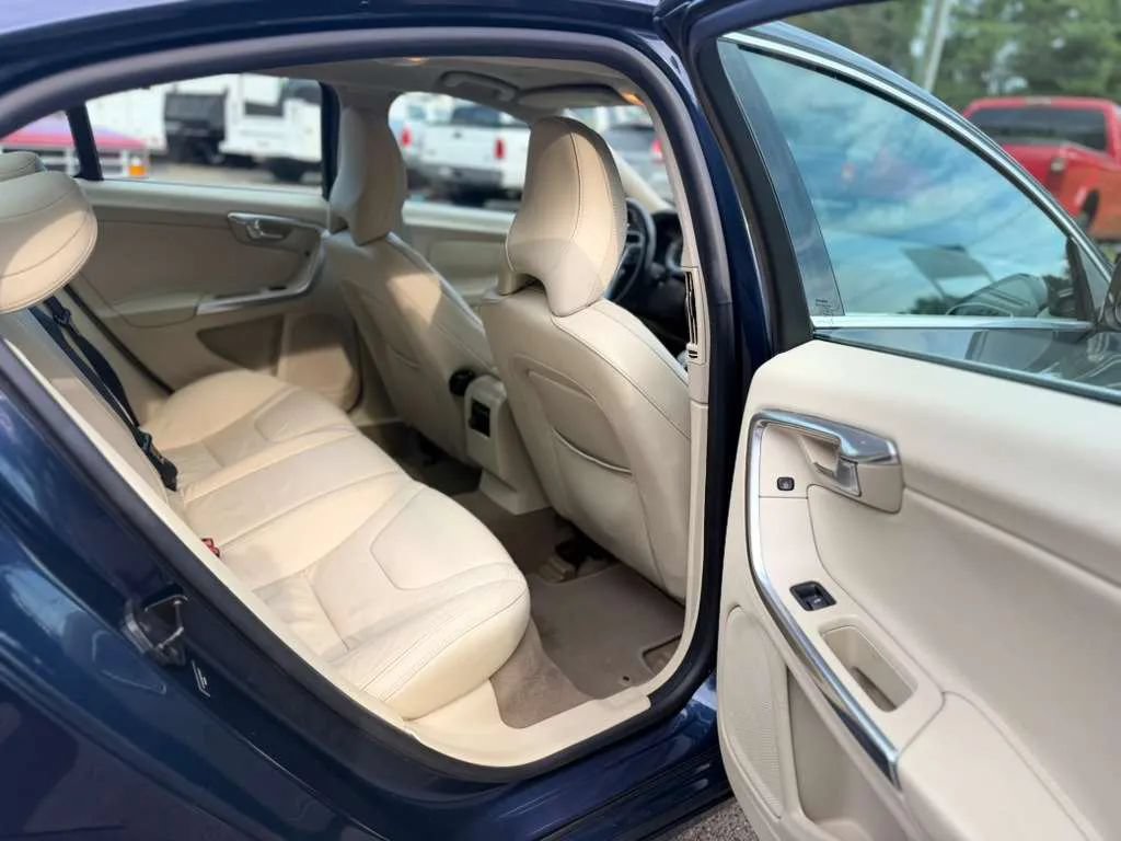 Used 2013 Volvo S60 T5 AWD/4WD image 15