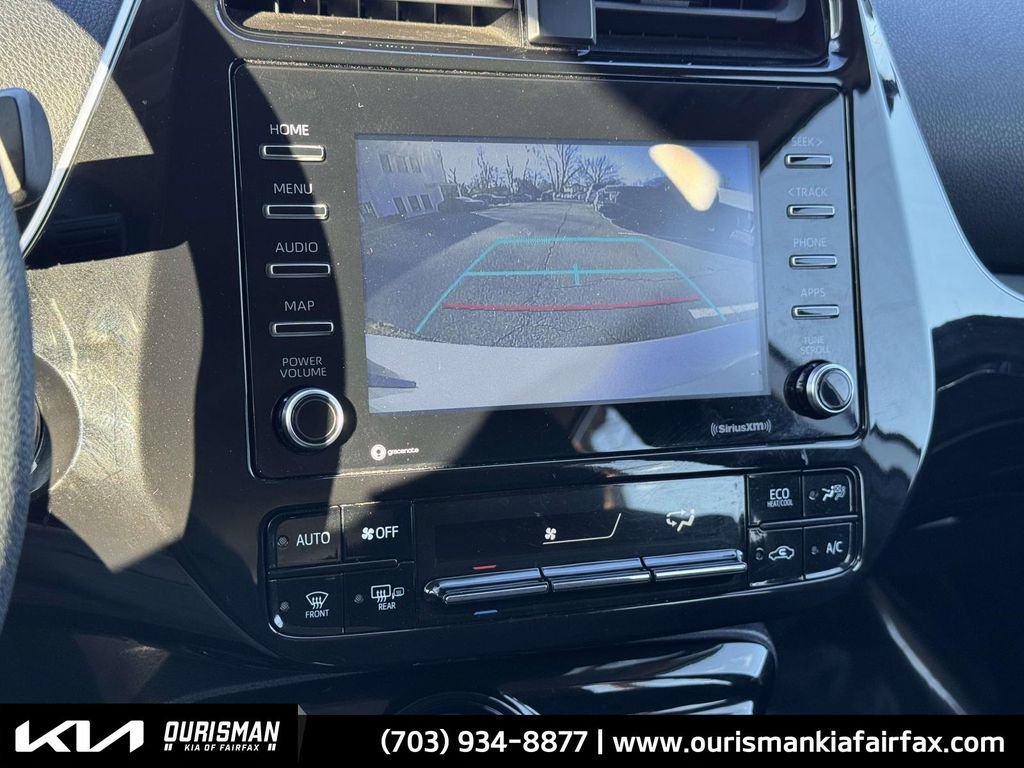 Used 2022 Toyota Prius LE image 19