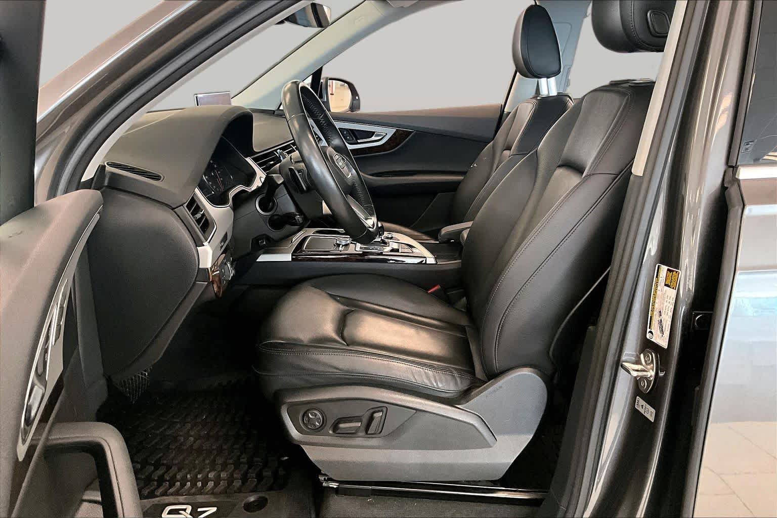 Used 2019 Audi Q7 2.0T Premium w/ Convenience Package AWD/4WD image 7
