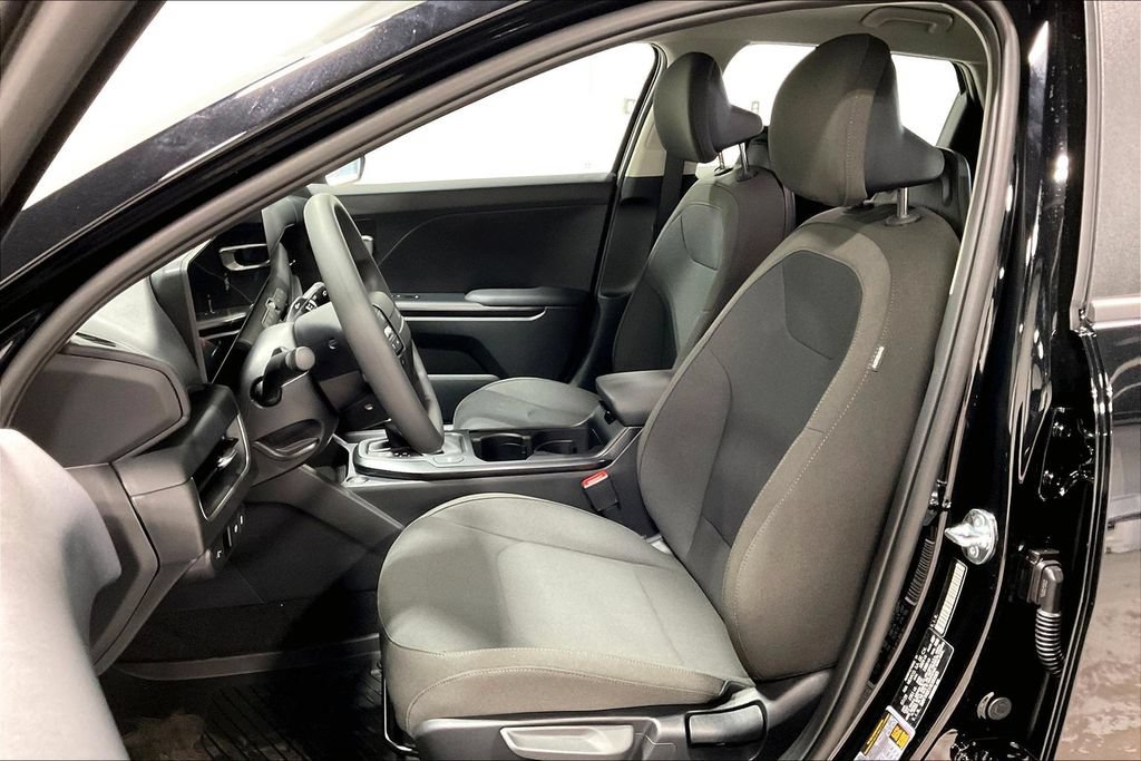 New 2026 Kia K4 FWD image 24
