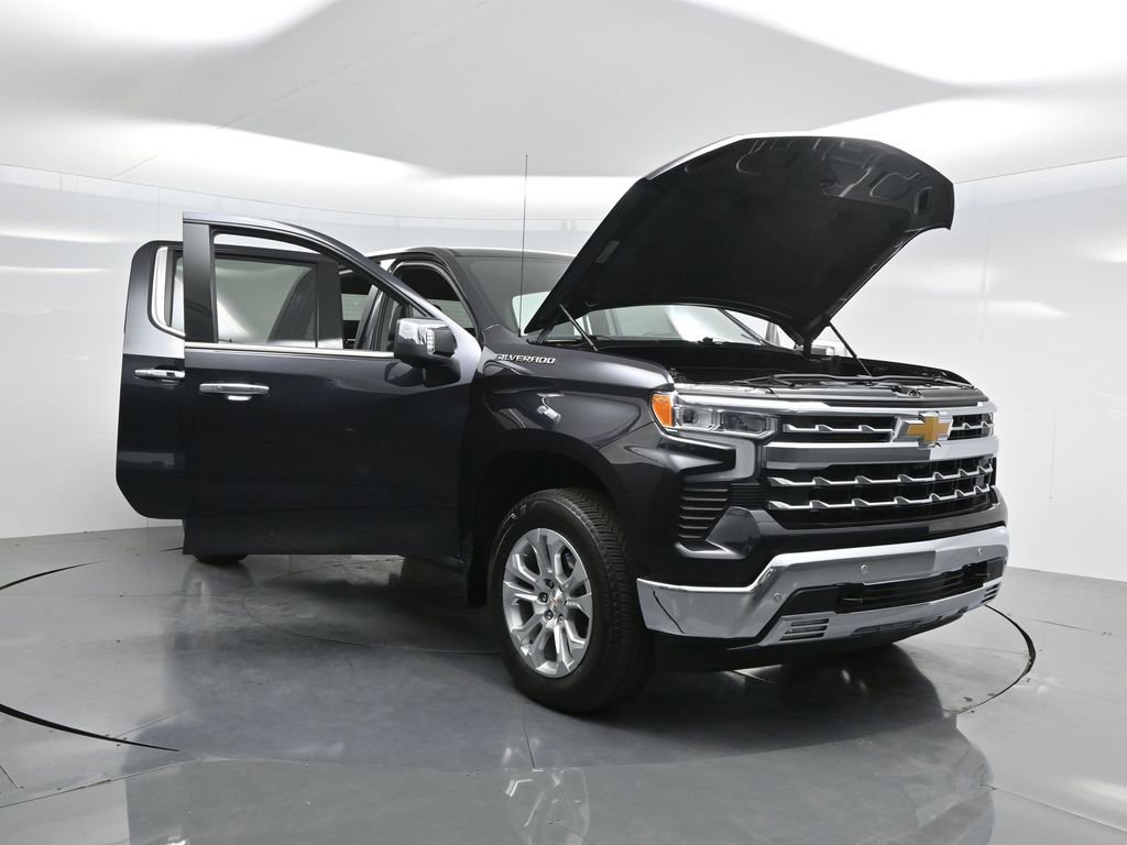 Used 2024 Chevrolet Silverado 1500 LTZ image 28
