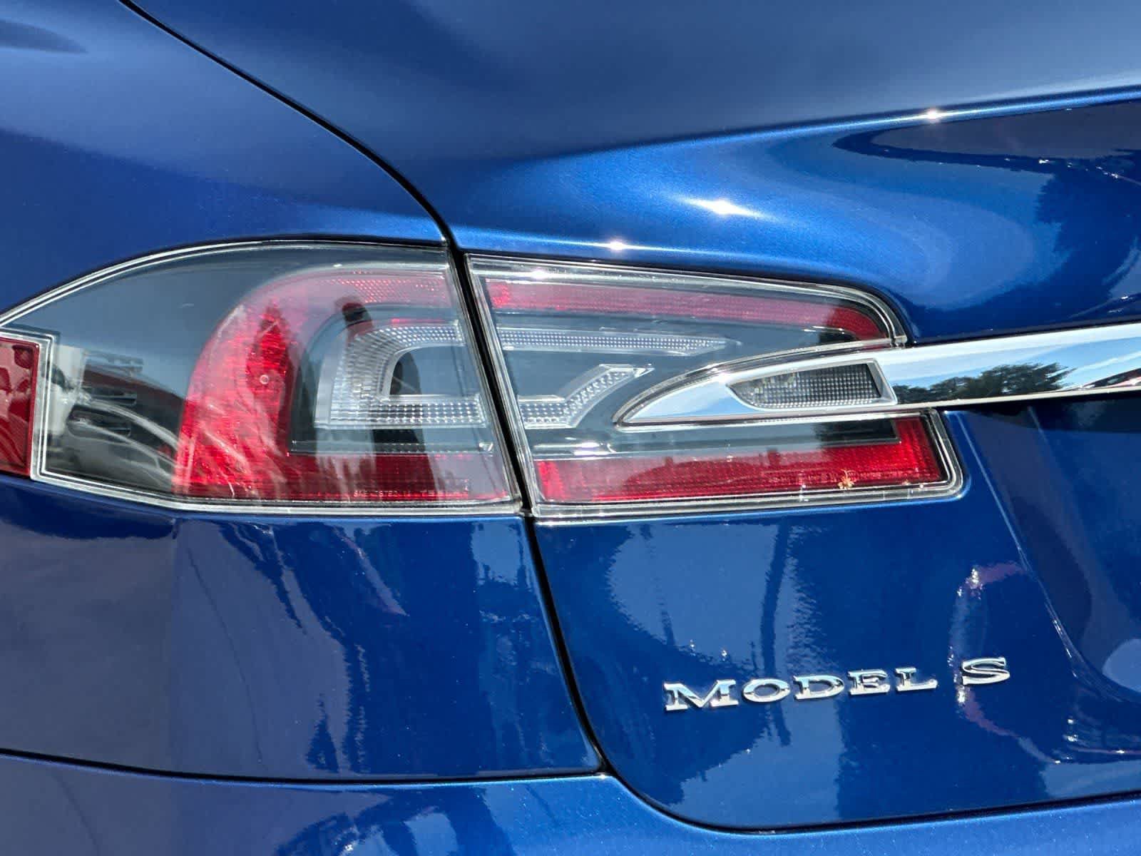 Used 2018 Tesla Model S 100D AWD/4WD image 27