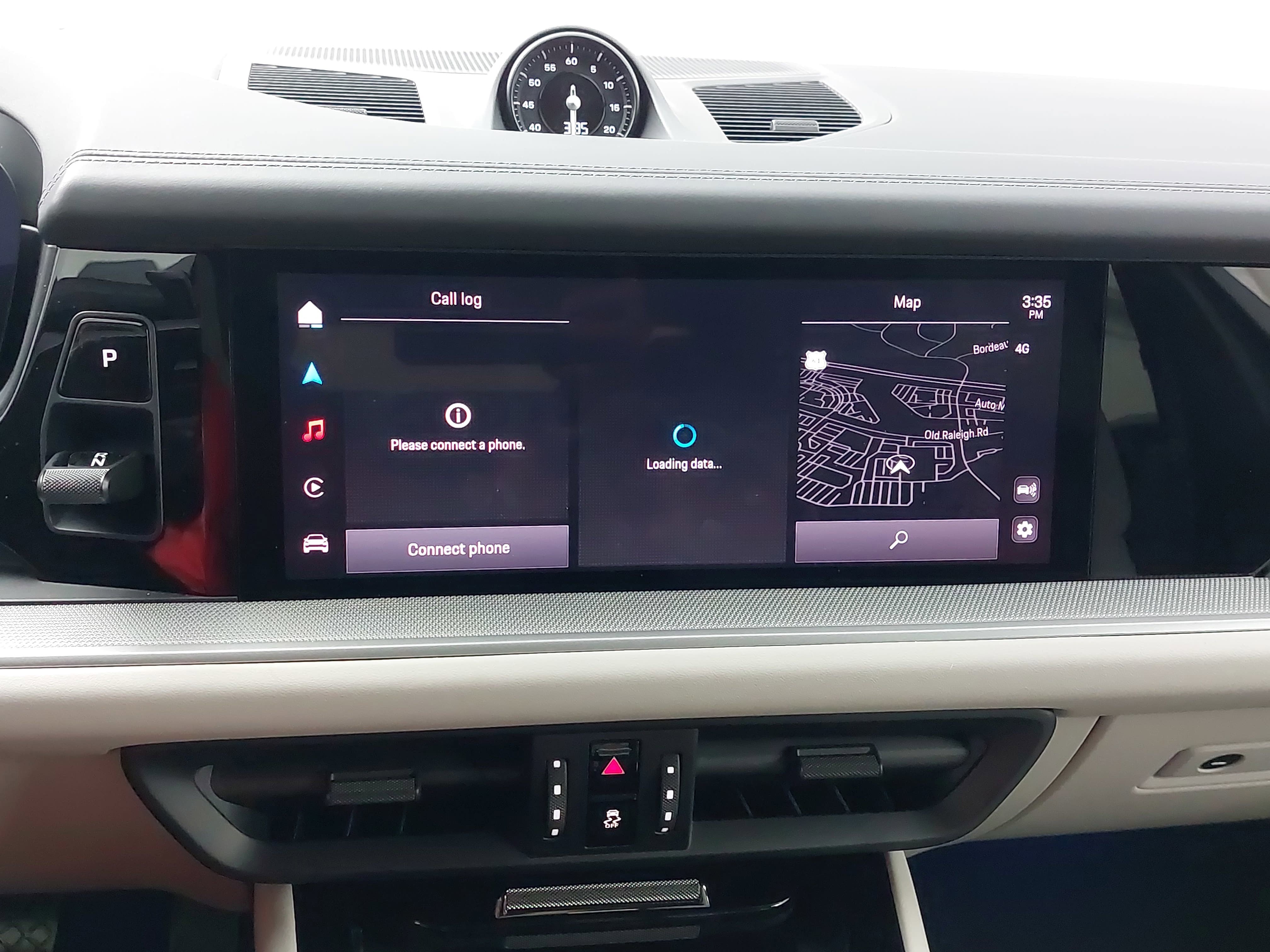 Certified 2025 Porsche Cayenne Coupe AWD/4WD image 22