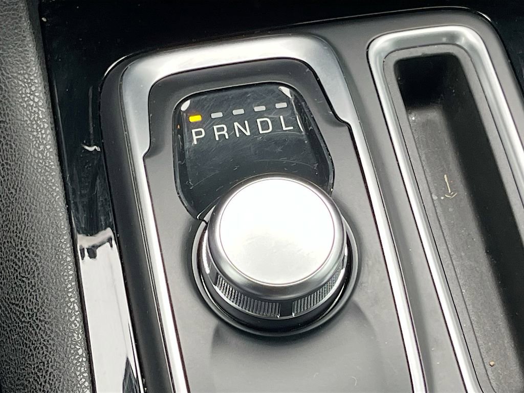 Used 2023 Chrysler 300 Touring L image 16