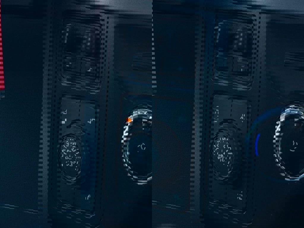 Used 2024 Ford F150 XLT w/ Tow/Haul Package image 18