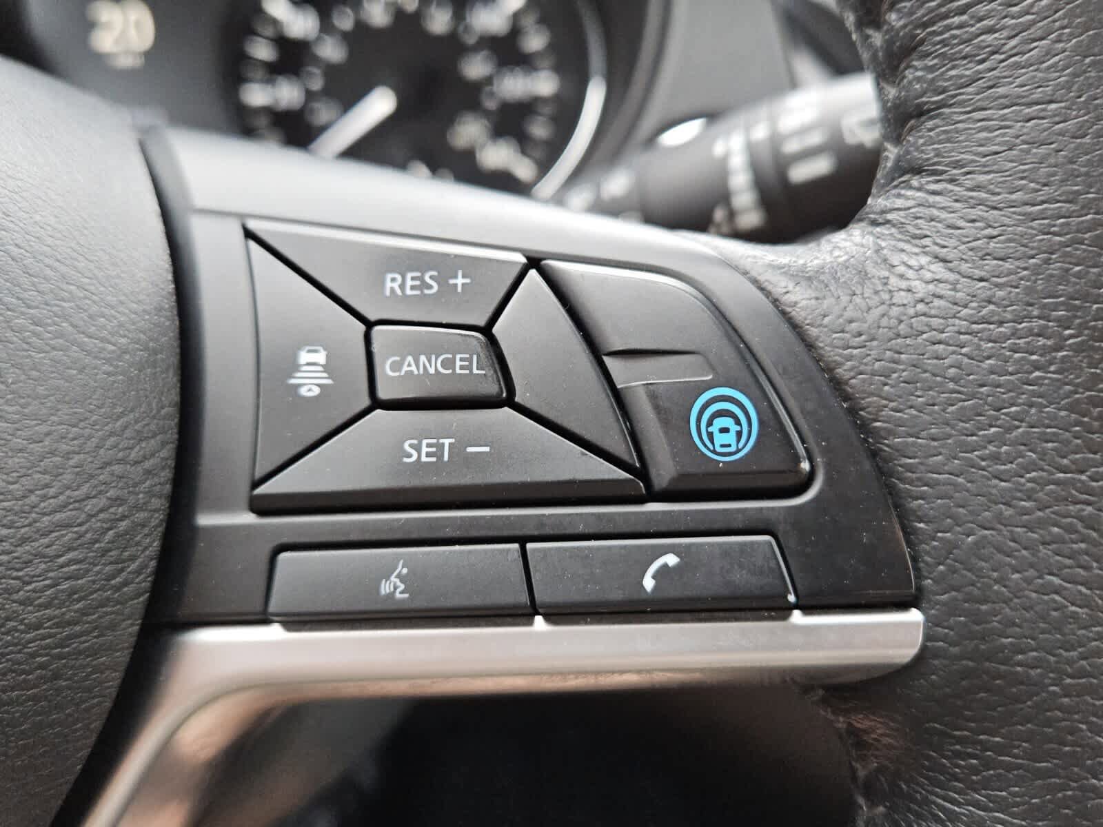 Used 2019 Nissan Rogue SL w/ Premium Package AWD/4WD image 13