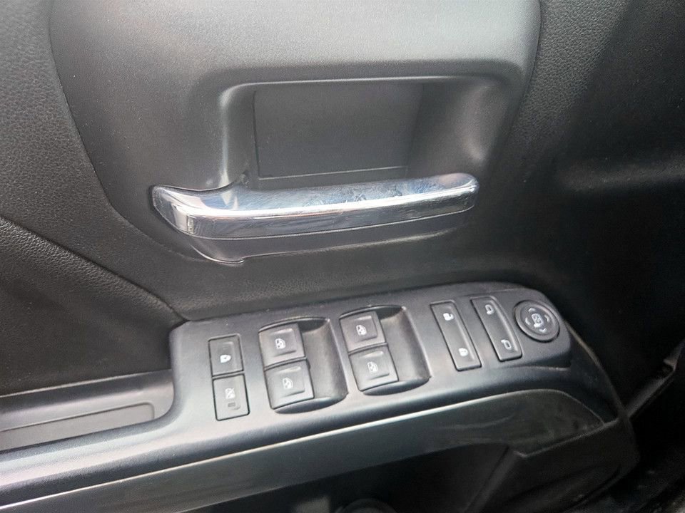 Used 2015 Chevrolet Silverado 1500 LT w/ LT Convenience Package image 20