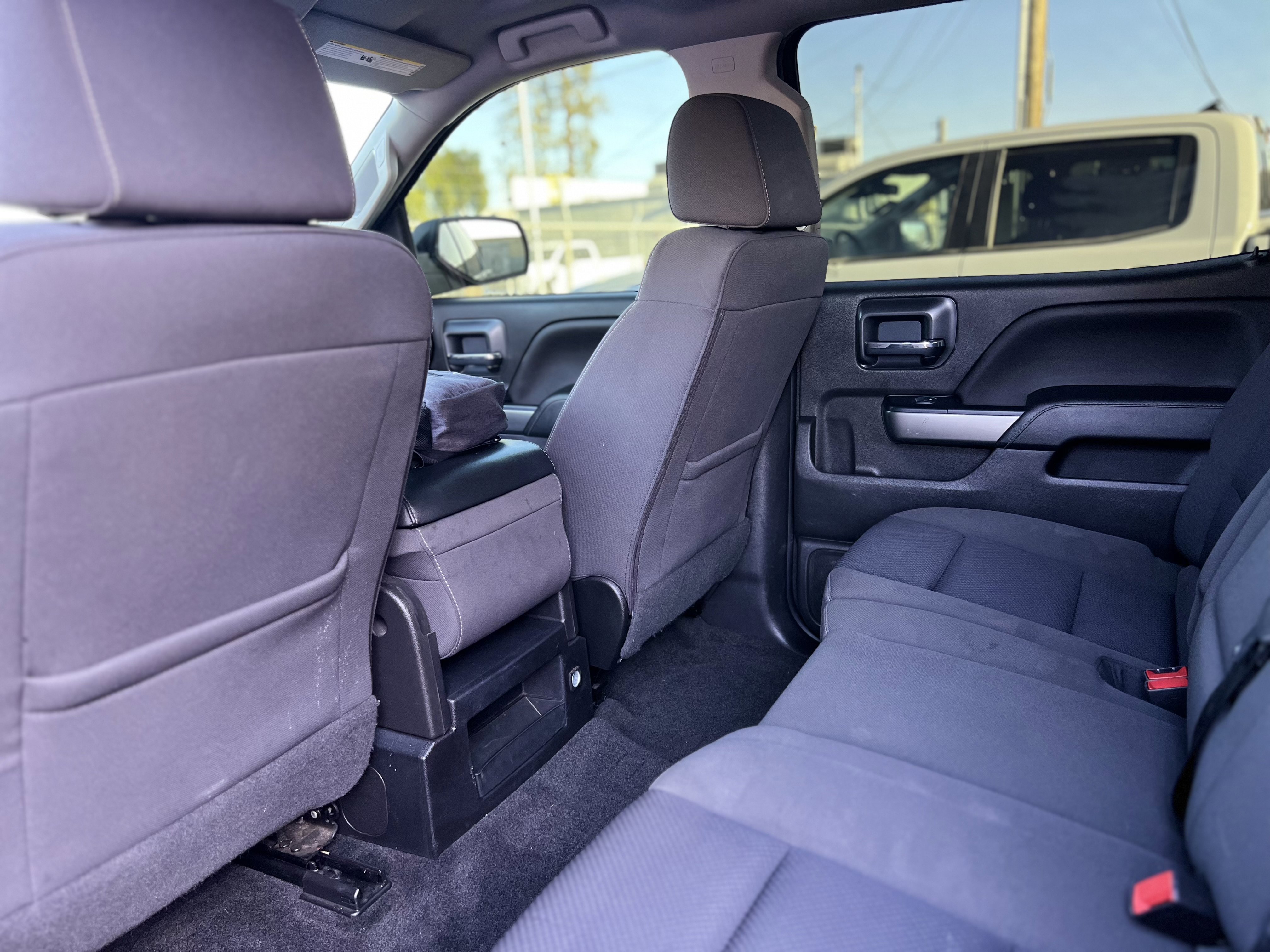 Used 2018 Chevrolet Silverado 1500 LT w/ All Star Edition RWD image 21