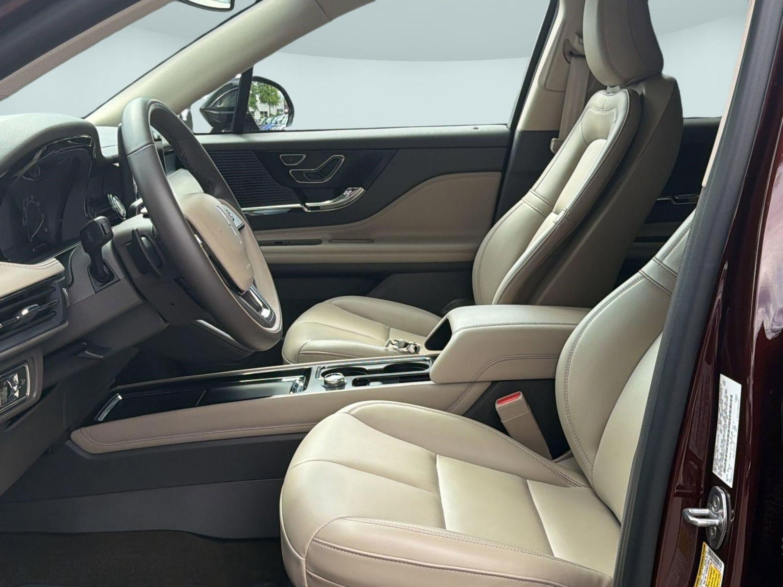 Used 2021 Lincoln Corsair AWD image 5