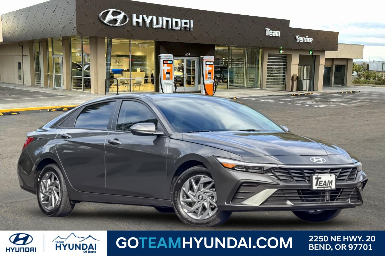 Used 2025 Hyundai Elantra Hybrid