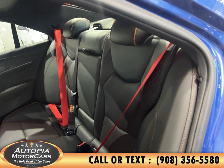 Used 2022 Cadillac CT4 V RWD image 19